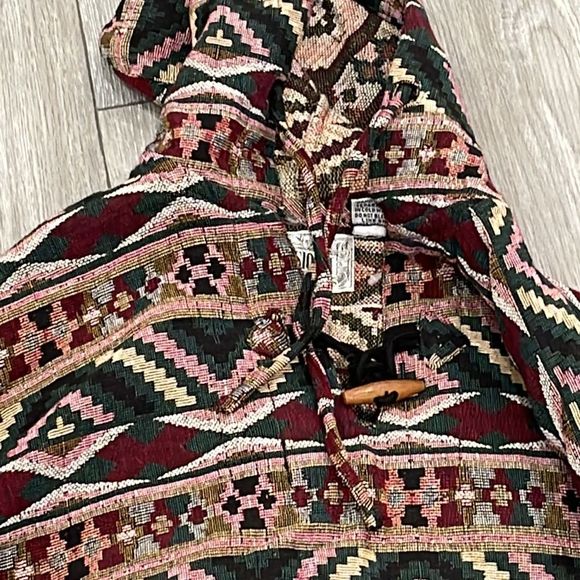 Vintage Boho Hooded Poncho - Picture 15 of 16